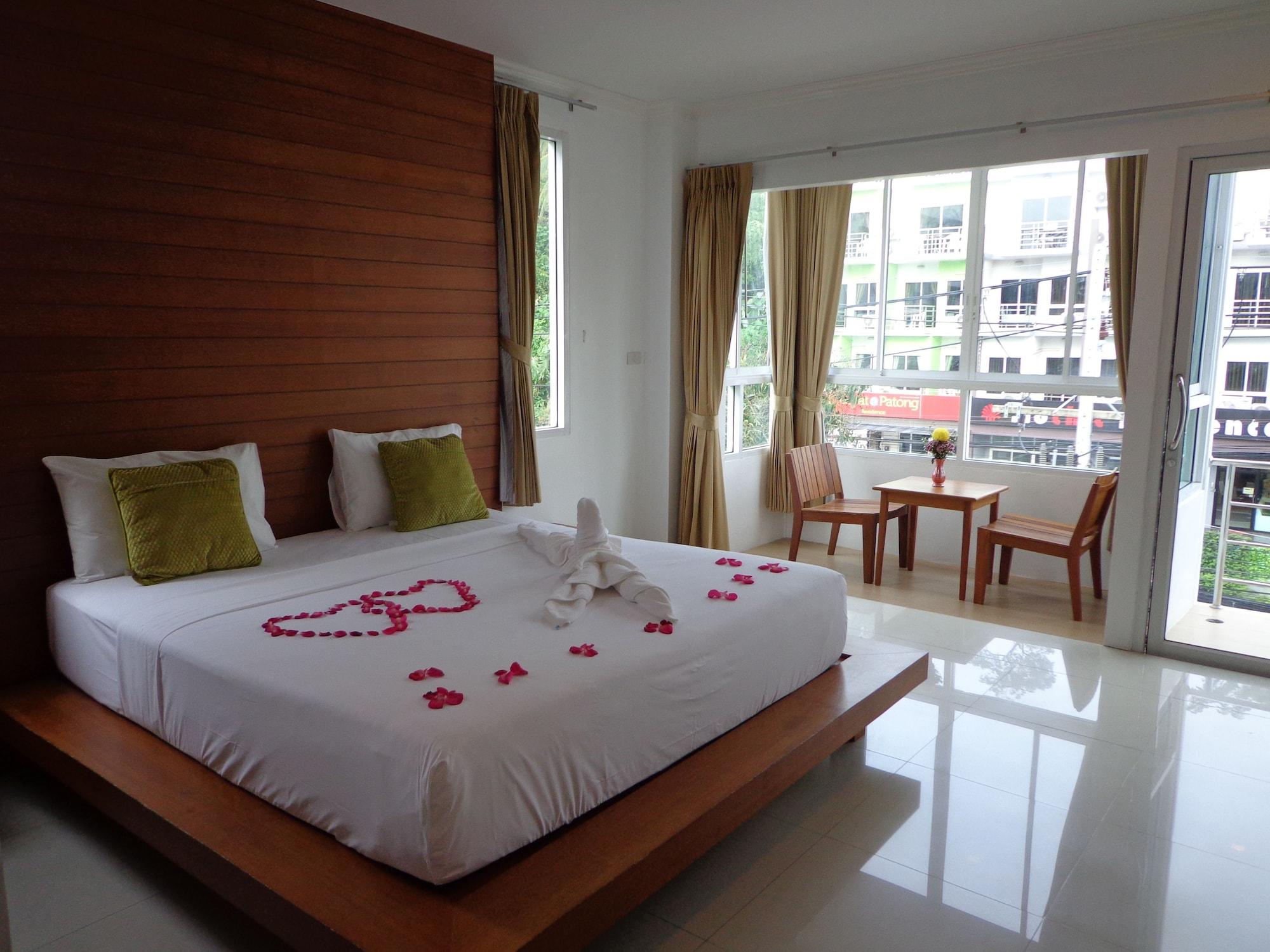 Sukcheewa Residence Phuket Patong Luaran gambar