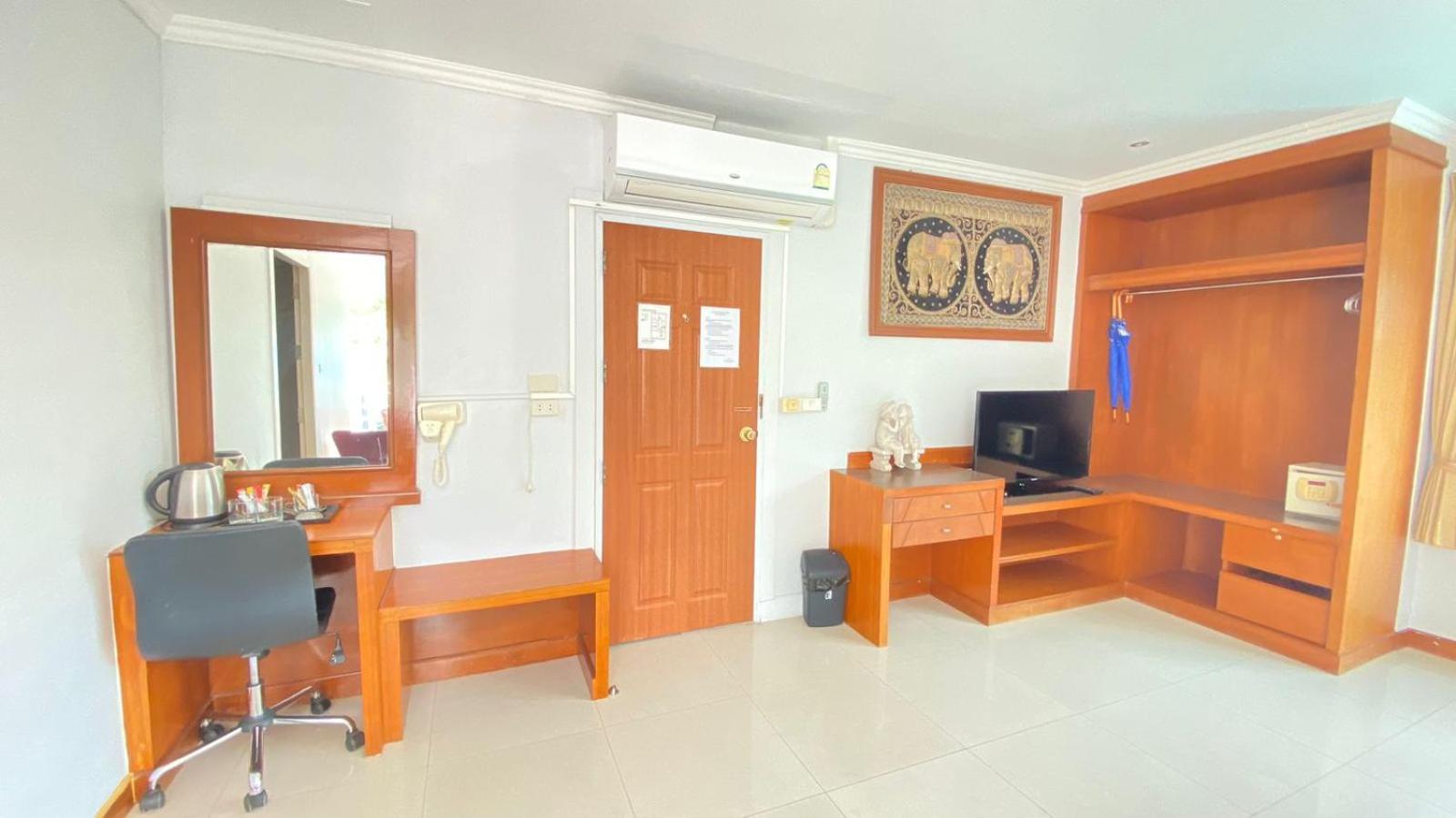 Sukcheewa Residence Phuket Patong Luaran gambar