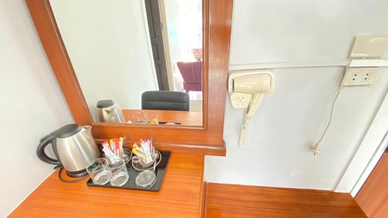 Sukcheewa Residence Phuket Patong Luaran gambar
