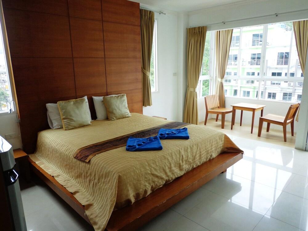 Sukcheewa Residence Phuket Patong Luaran gambar